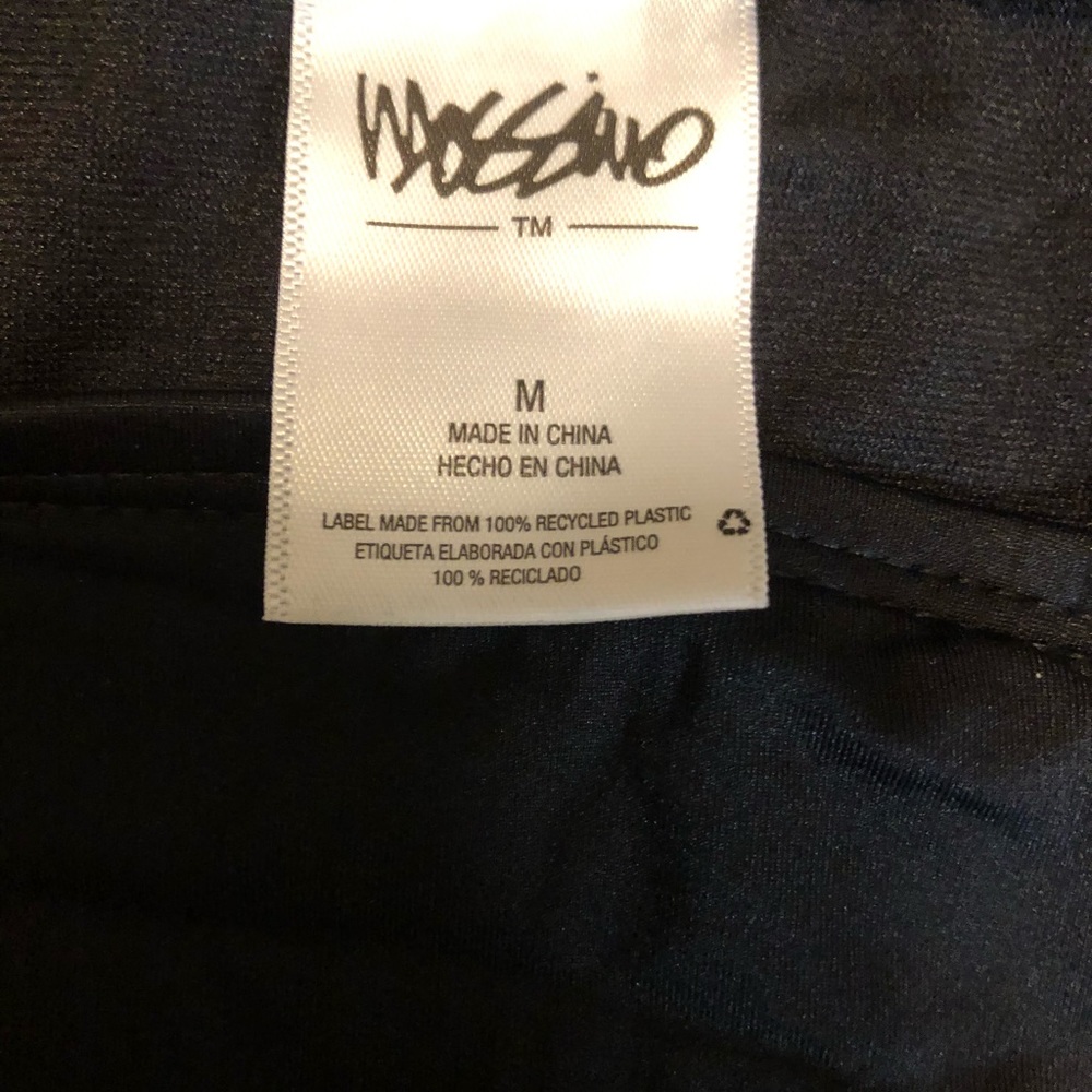 Mossimo size medium - Picture 2 of 3